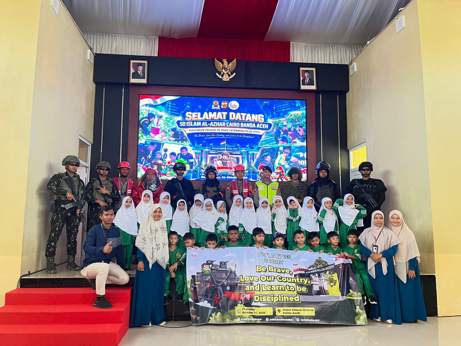 Outing Class Grade 1: Be Brave, Love Our Country and Learn to be Disciplined