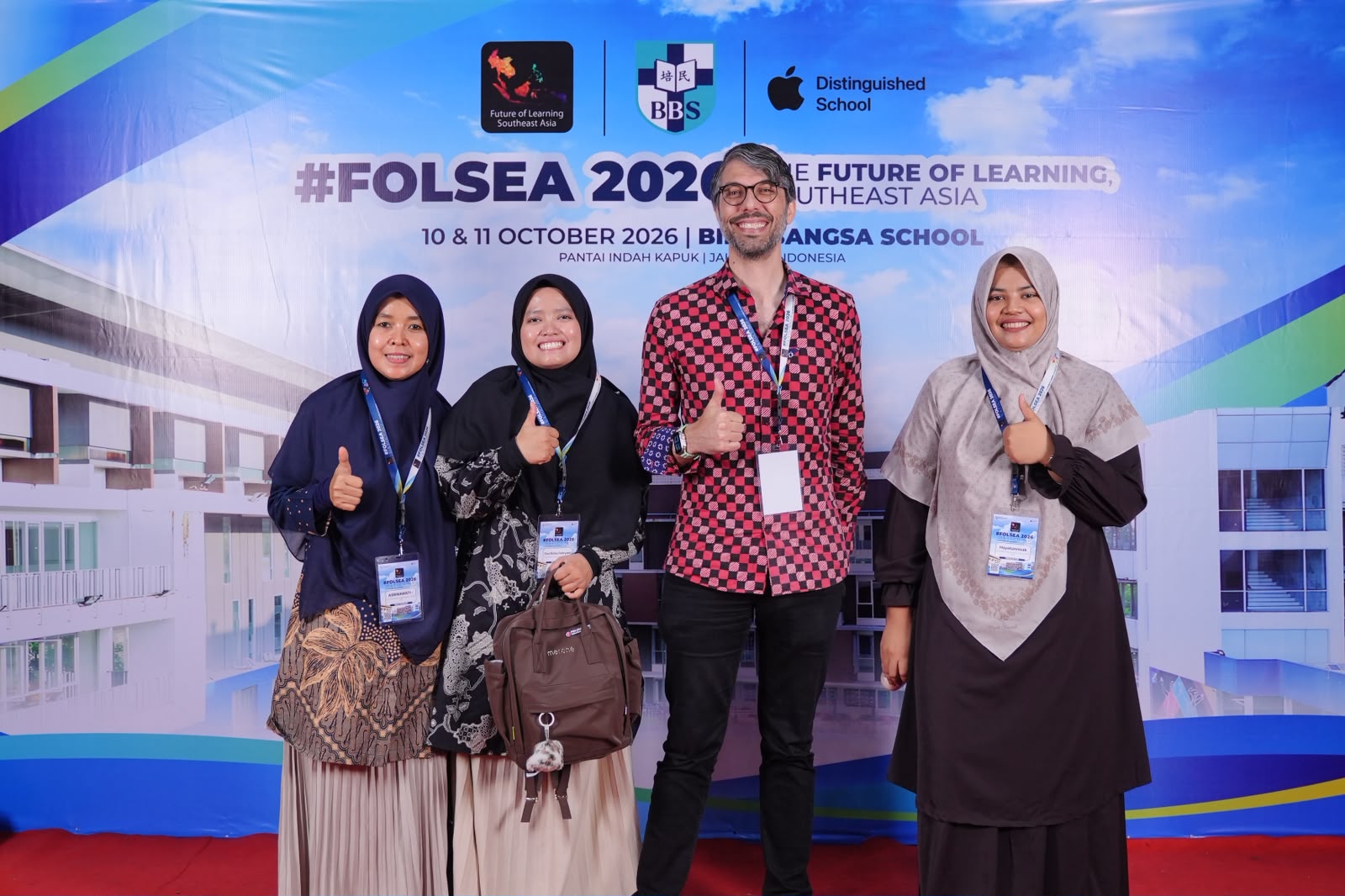 BEYOND THE CLASSROOM: STORIES, CREATIVITY AND THE FUTURE OF LEARNING